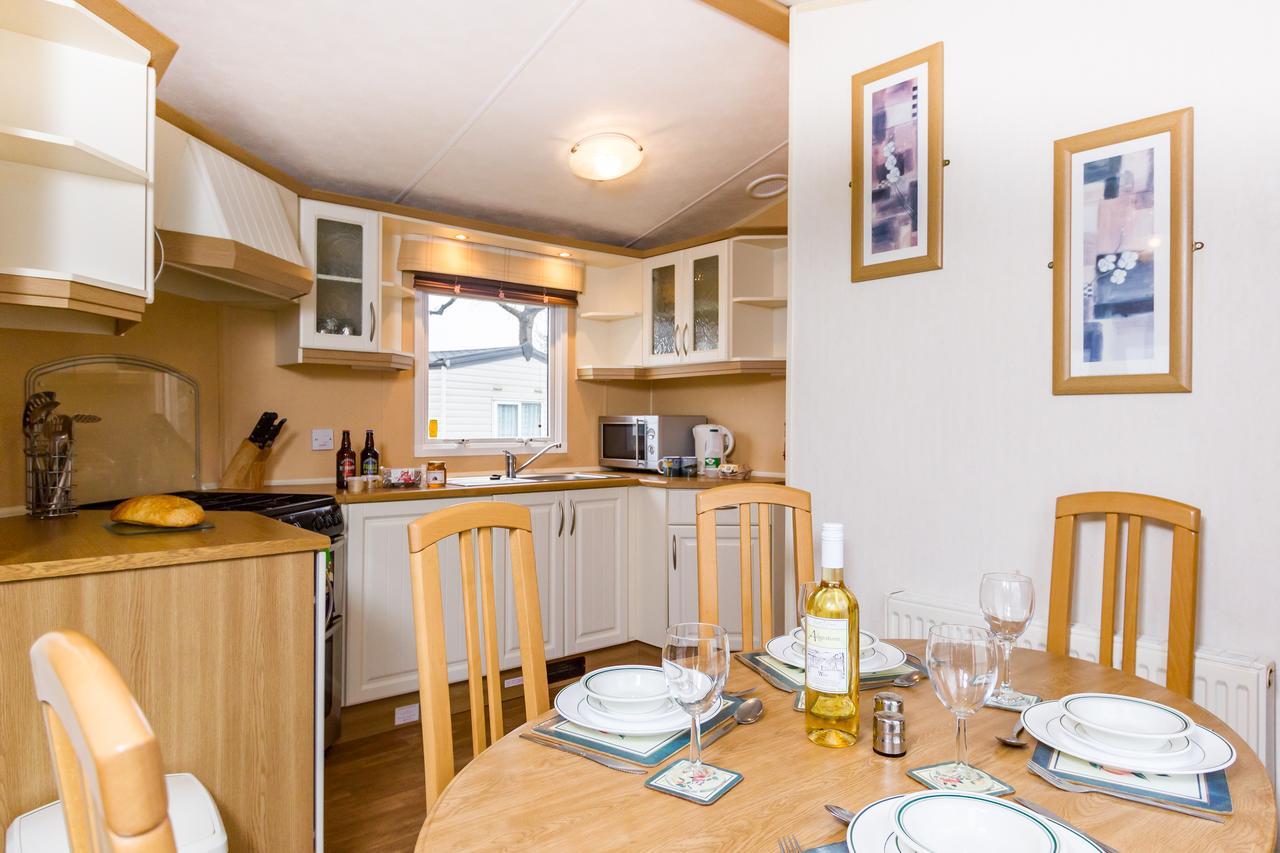 Orchards Holiday Park Cowes  Buitenkant foto